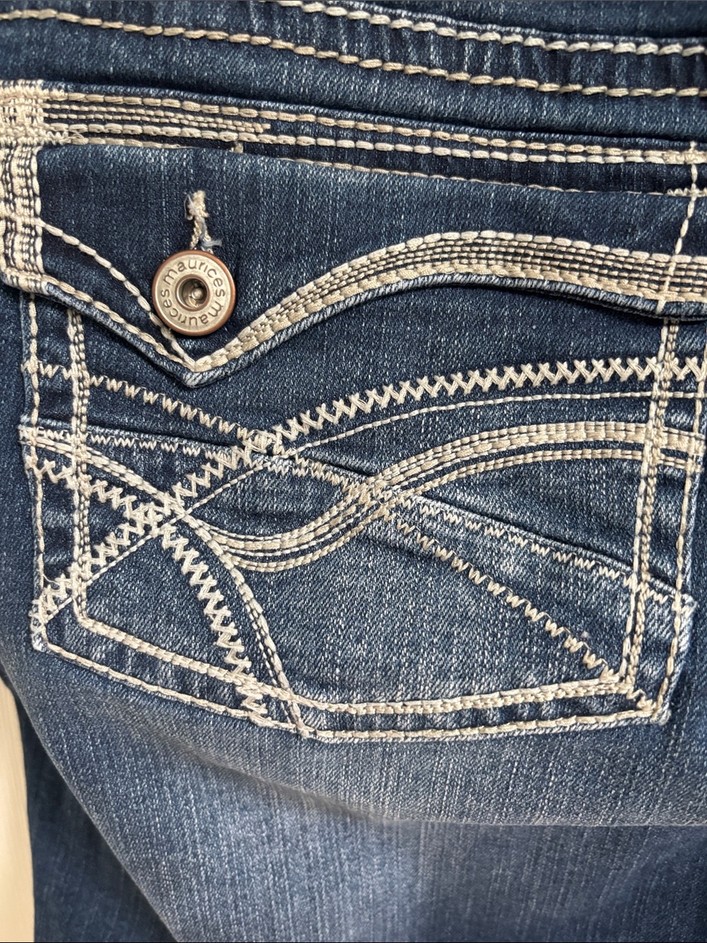 Maurice’s Dark Blue Denim Roll-Cuff Women’s Shorts - Picture 4 of 5